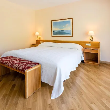 Farinet Hotel
